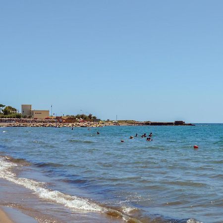 Gorgeous Apartment In Ladispoli Rm With Wifi Eksteriør bilde